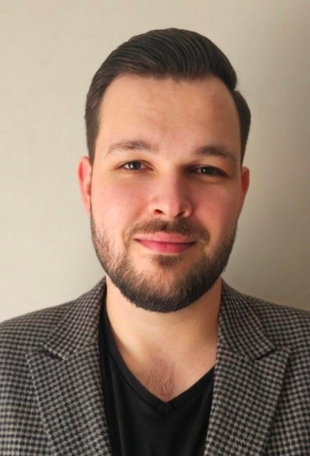Filip Jeżewski